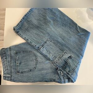 Prosperity wide leg, cargo jeans ￼